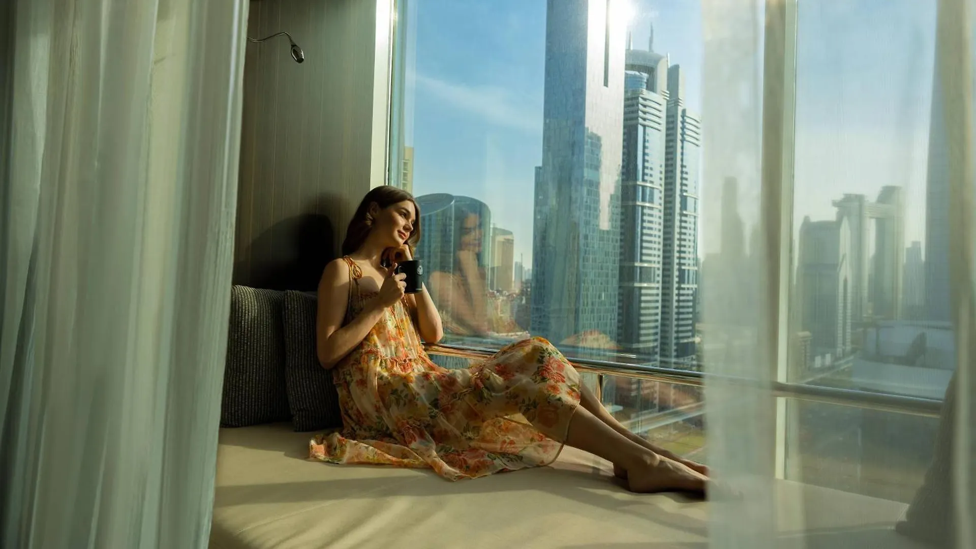 Отель Towers Rotana - Дубай 4*,  ОАЭ
