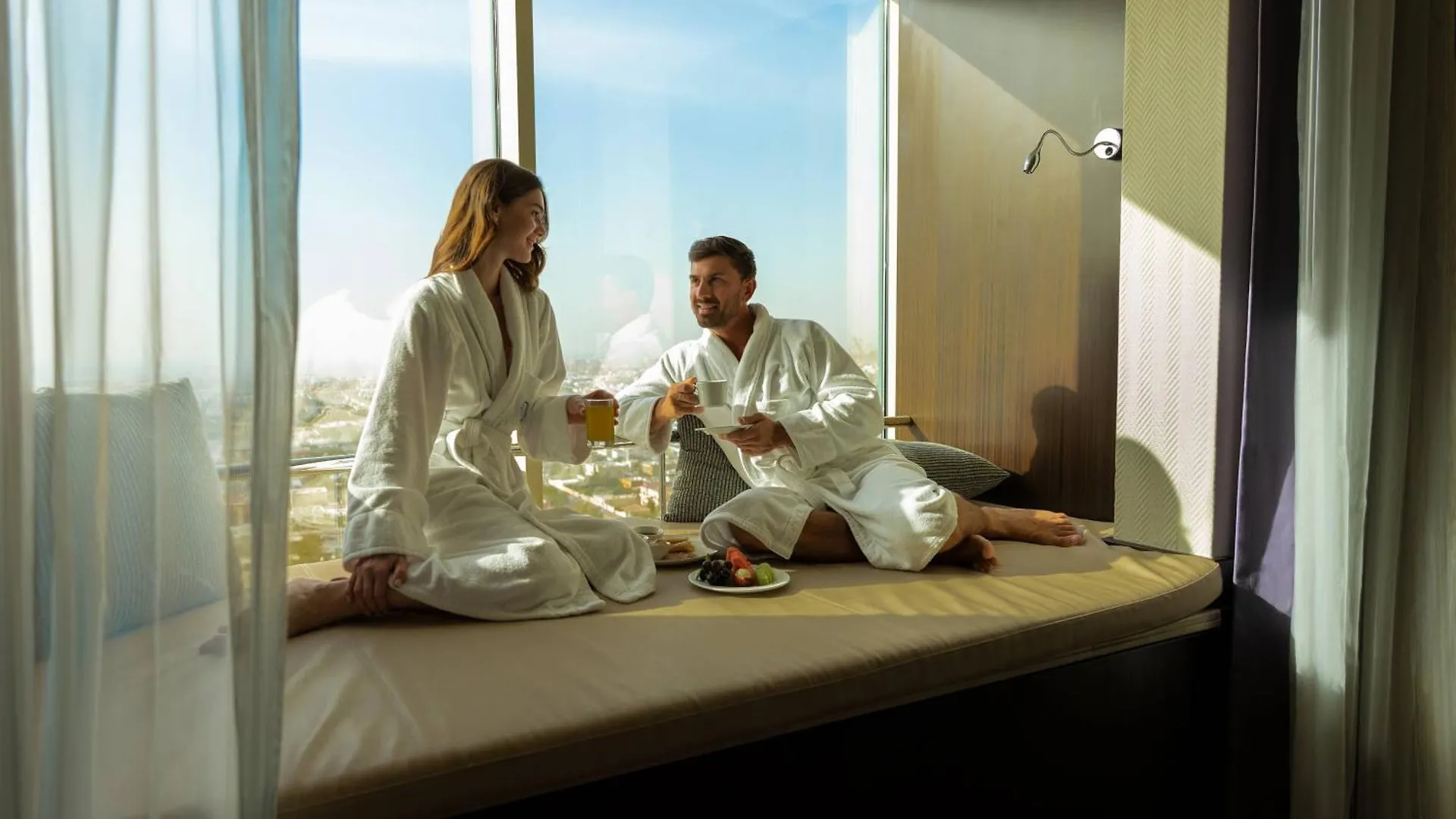 Отель Towers Rotana - Дубай