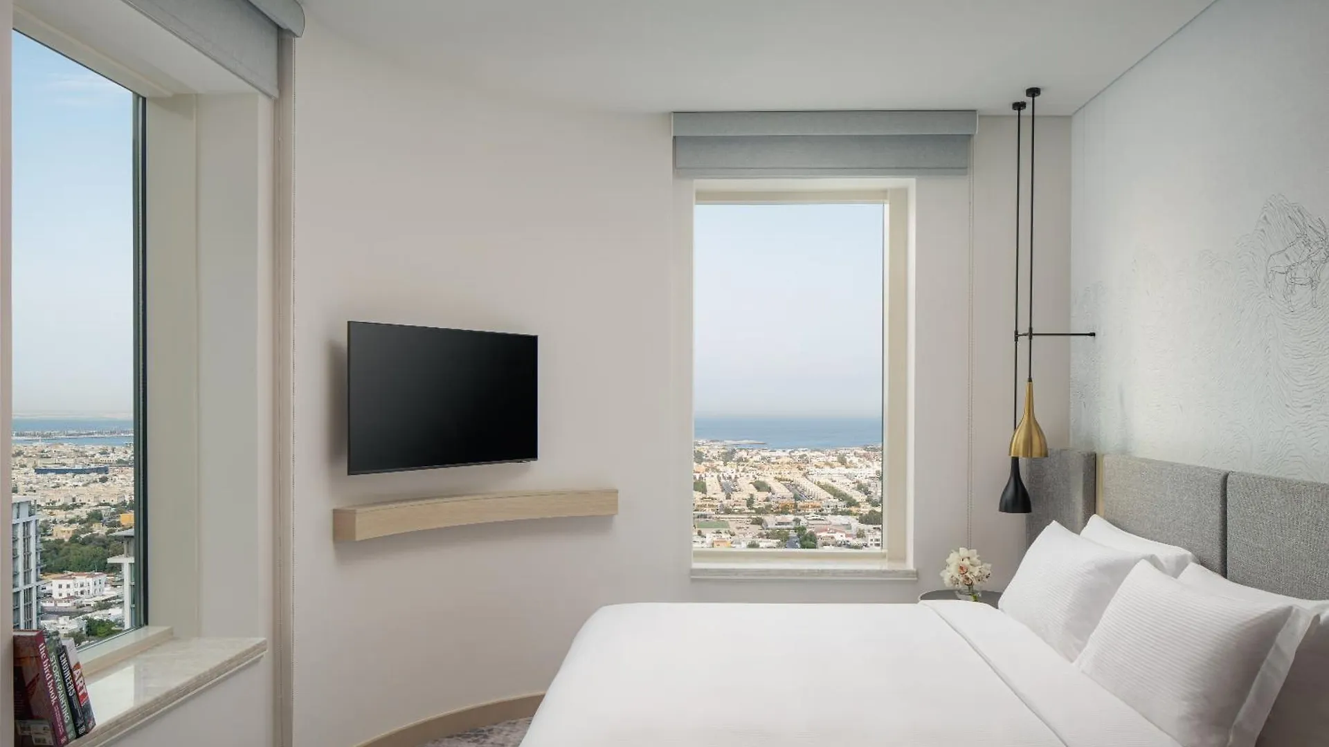 Отель Towers Rotana - Дубай
