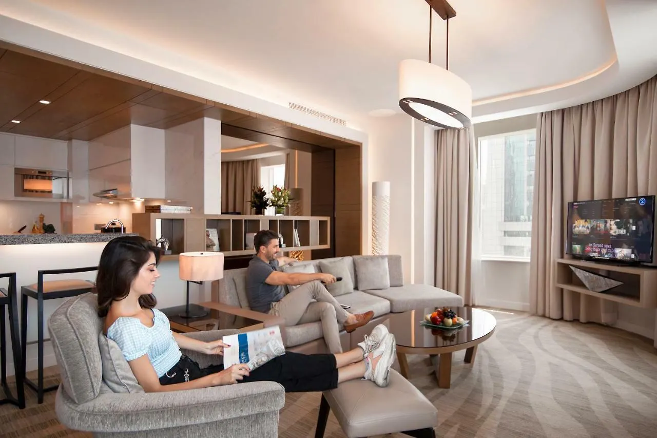 Отель Towers Rotana - Дубай 4*,